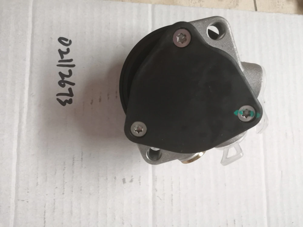 Deutz 1013 2012 engine parts fuel supply pump 02112673...jpg